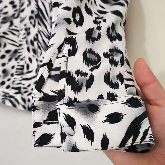 Animal Print Career Formal Blouse Size 14 Hidden Buttons Party Wedding Church - Picture 3 of 9